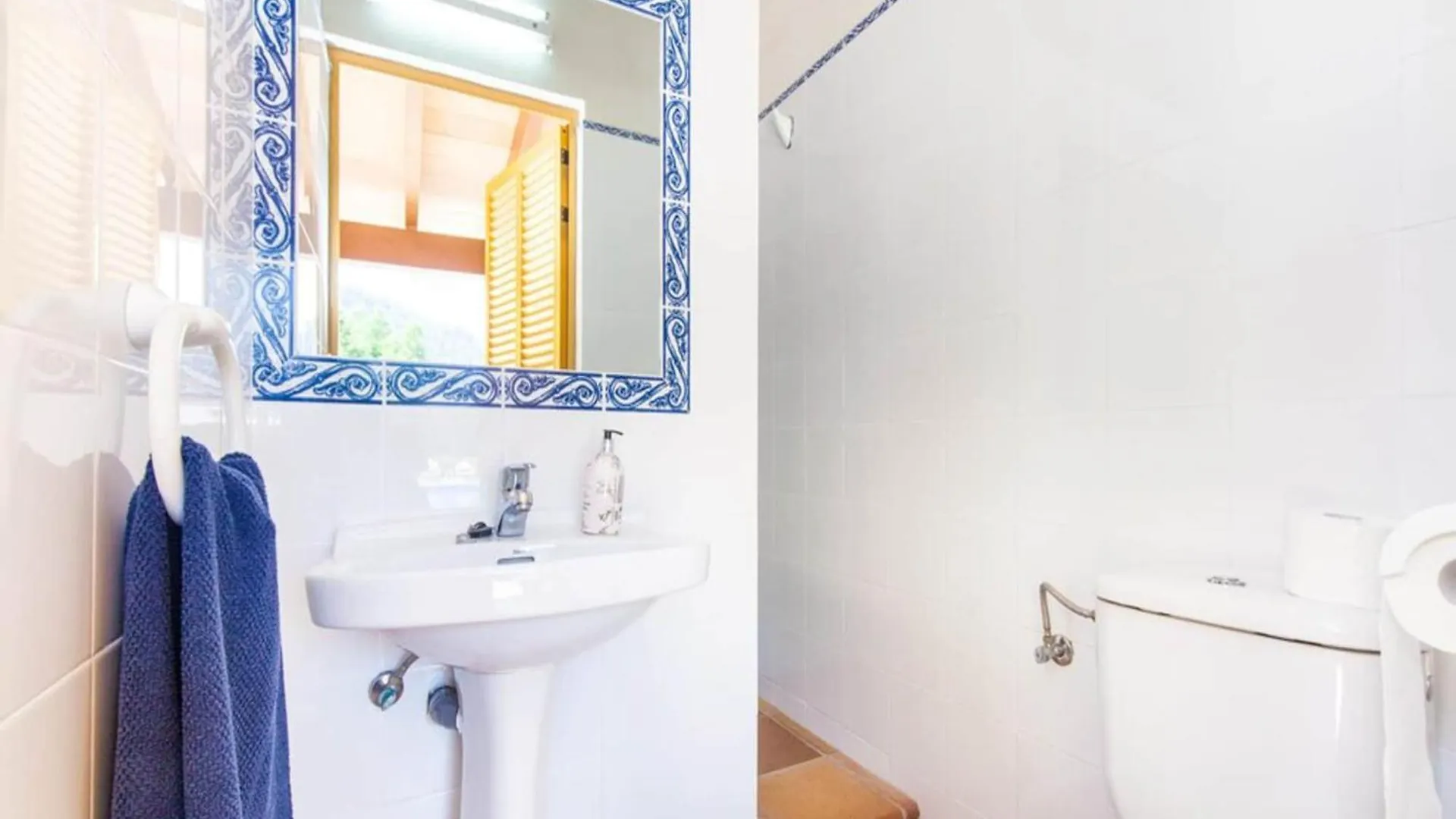 Charming Country House In Esporlas Esporles