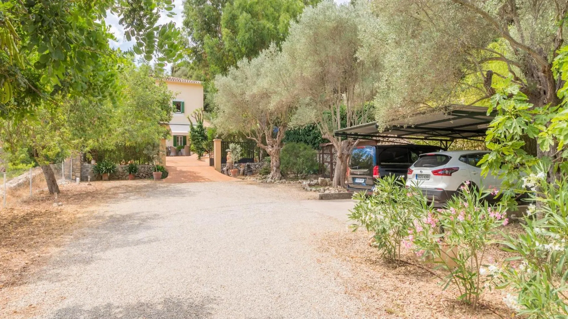 Charming Country House In Esporlas Esporles