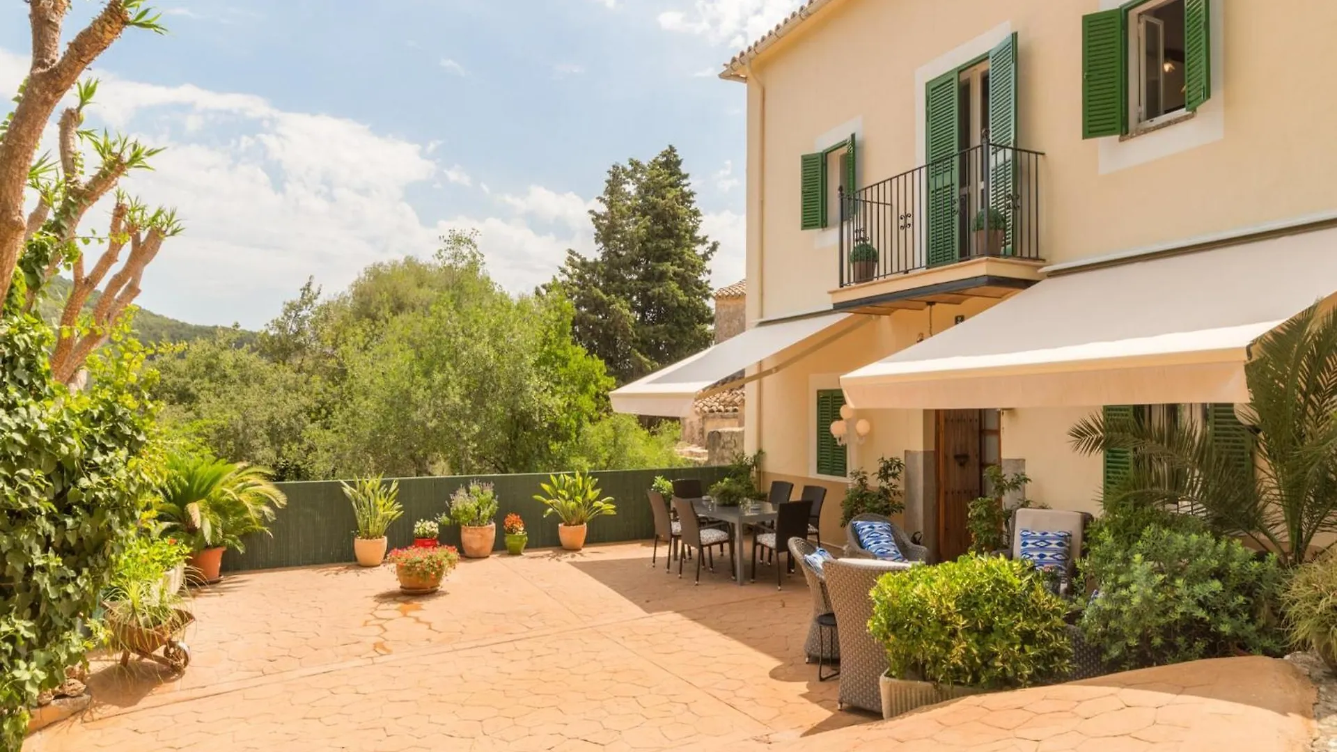 Charming Country House In Esporlas Esporles